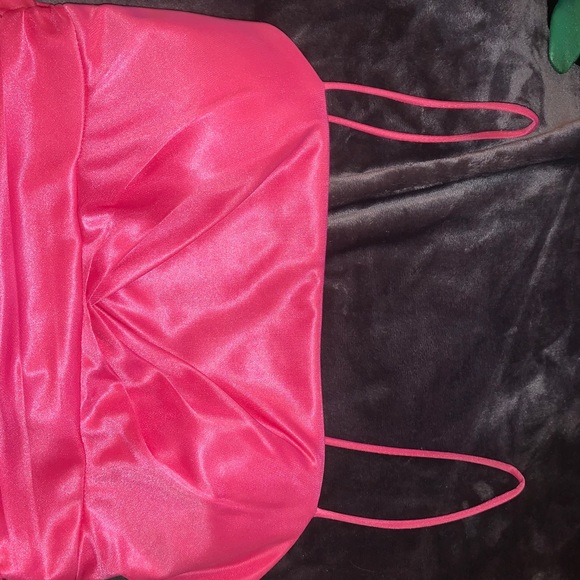 Pink le château dress - Picture 3 of 4